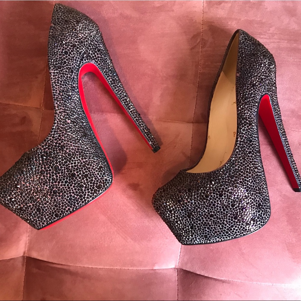 Louboutin Daffodile Swarovski 160mm